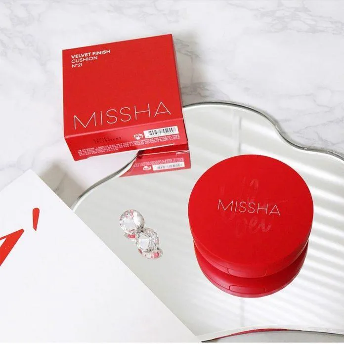 Phấn nước Missha Velvet Finish Cushion SPF50+ PA+++ (Nguồn: Internet)