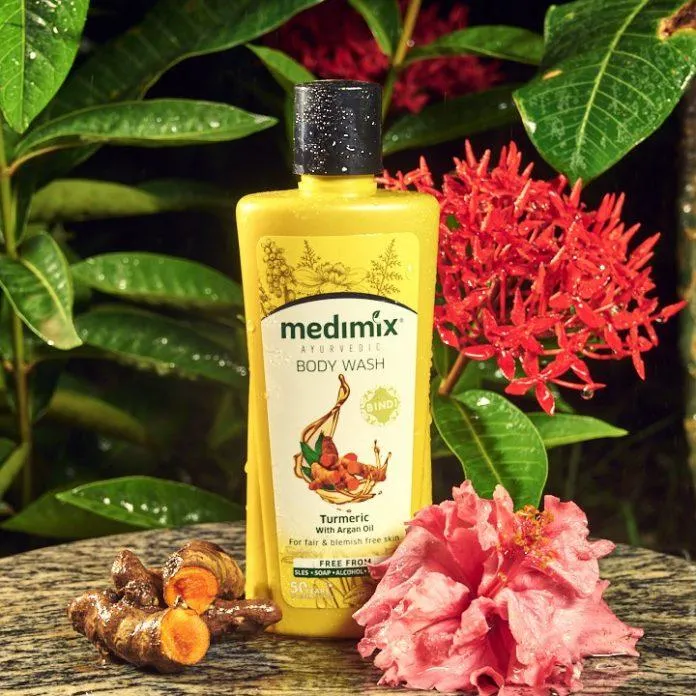 Sữa tắm Medimix nghệ và dầu Argan không những bảo vệ mà còn nuôi dưỡng làn da sáng khỏe (Nguồn: Internet)