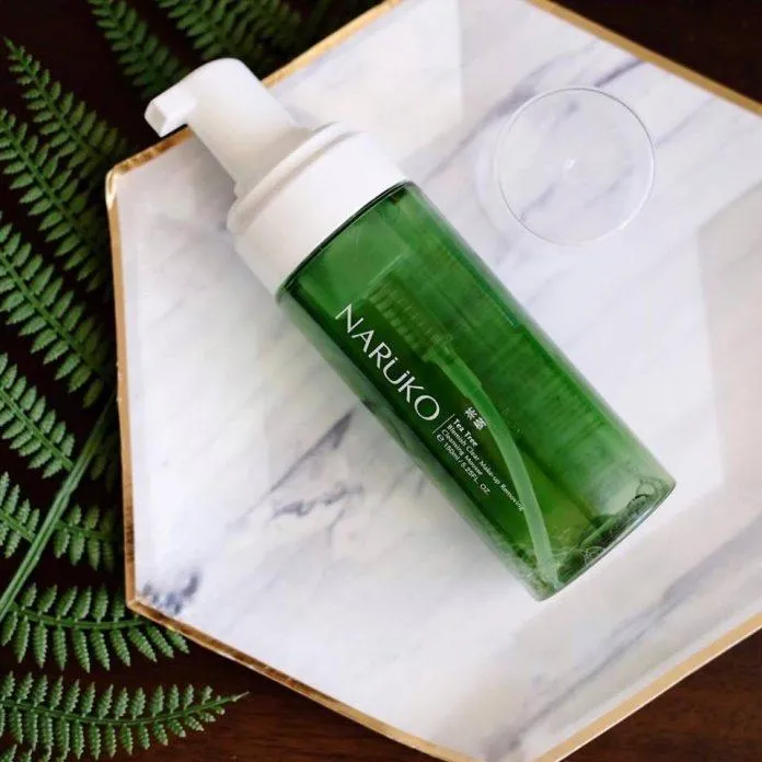 Naruko Tea Tree Blemish Makeup Removing Cleansing Mousse giúp làm sạch lớp makeup trên da (Nguồn: internet)