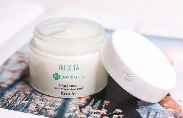 Kem dưỡng trị mụn cám Kracie Hadabisei Facial Cream (Ảnh: Internet).