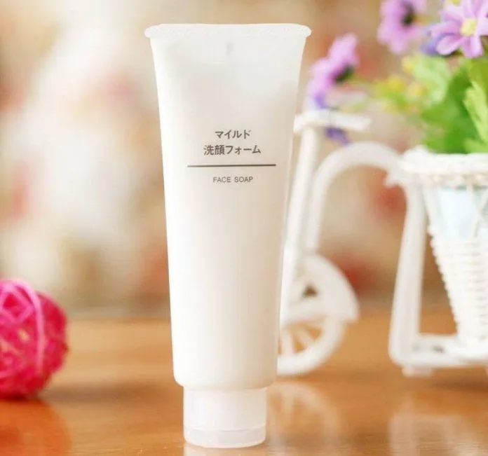 Sữa rửa mặt dưỡng ẩm da Muji Face Soap Moisture (Ảnh: Internet).