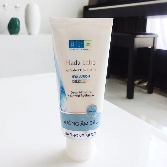 Sữa rửa mặt Hada Labo Advanced Nourish Hyaluron Cleanser giá thành hạt dẻ mà chất lượng tốt (Nguồn: Internet)