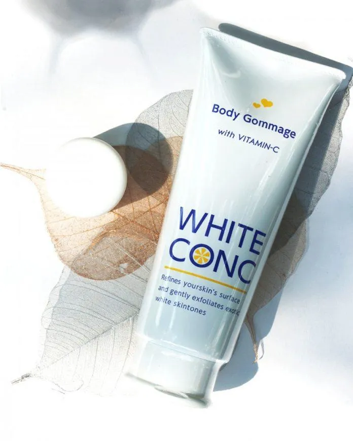 Tẩy tế bào chết body WHITE CONC giúp dưỡng trắng da (Nguồn: Internet)