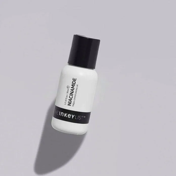 The Inkey List Niacinamide có tác dụng trị thâm mụn nhanh hơn gấp 2 lần (Nguồn: Internet).