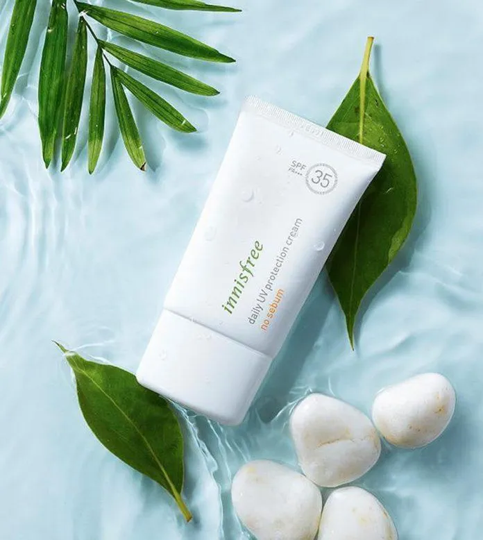 Kem chống nắng Innisfree Daily UV Protection Cream No Sebum SPF35 PA+++ (Nguồn: Internet)