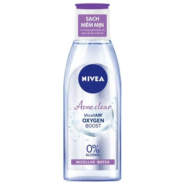 Nivea Acne Care Makeup Clear Micellar Water làm sạch sâu cho da với bảng thành phần không cồn (nguồn: Internet).