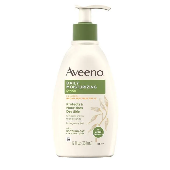 Aveeno Daily Moisturizing Body Lotion With Broad Spectrum SPF 15 (Ảnh: Internet)