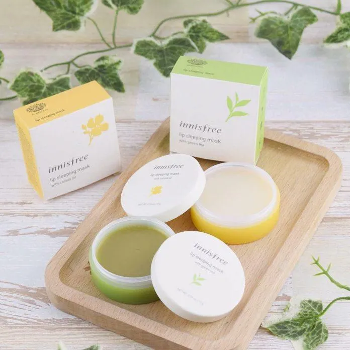 Mặt nạ ngủ môi chiết xuất trà xanh và dầu hạt cải Innisfree (Ảnh: Blogphunu.edu.vn)