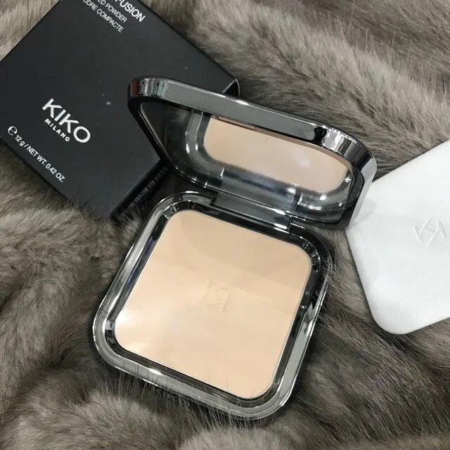 Phấn phủ nén KiKo Matte Fusion Pressed Powde được các tỷ try Trung Quốc cực thích bởi độ che phủ lỗ chân lông cao và hiệu ứng mờ lì tuyệt đẹp (Ảnh: internet)