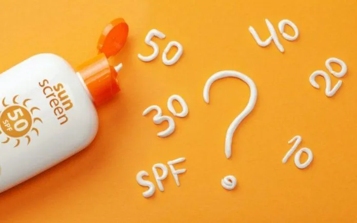 TOP 7 sản phẩm dưỡng da có SPF tốt nhất: nuôi dưỡng sâu, bảo vệ da hoàn hảo Ascorbyl Glucoside Avobenzone Bảo vệ bảo vệ da Blogphunu.edu.vn Broad Spectrum ceramide 1 Ceramide 3 Ceramide 6 II Cerave CeraVe AM Facial Moisturizing Lotion SPF30 Cetearyl Alcohol chống nắng công dụng Coola COOLA Makeup Setting Spray Organic Sunscreen SPF30 Cyclomethicone Diisopropyl Adipate dưỡng ẩm dưỡng da Ensulizole Eucerin Eucerin Daily Hydration Hand Cream Broad Spectrum SPF30 Fresh Fresh Sugar Tinted Lip Treatment SPF15 glycerin hiệu quả Hỗ trợ chống nắng Homosalate hyaluronic acid kem dưỡng kem dưỡng ẩm Kiehl s Clearly Corrective Dark Circle Perfector Broad Spectrum SPF30 Kiehls LA ROCHE POSAY La Roche Posay Anthelios AOX Daily Antioxidant Serum with Sunscreen SPF50 Niacinamide nuôi dưỡng Octisalate Octocrylene Panthenol Pentylene Glycol sản phẩm Sản phẩm làm đẹp serum dưỡng da Simple Simple Kind To Skin Protecting Light Moisturiser SPF15 son dưỡng SPF SPF là gì SPF15 SPF30 Spf50 Stearic Acid thành phần Tocopheryl Acetate top 7 trị thâm trị thâm mắt uva uvb xịt khoáng xu hướng Zinc Oxide