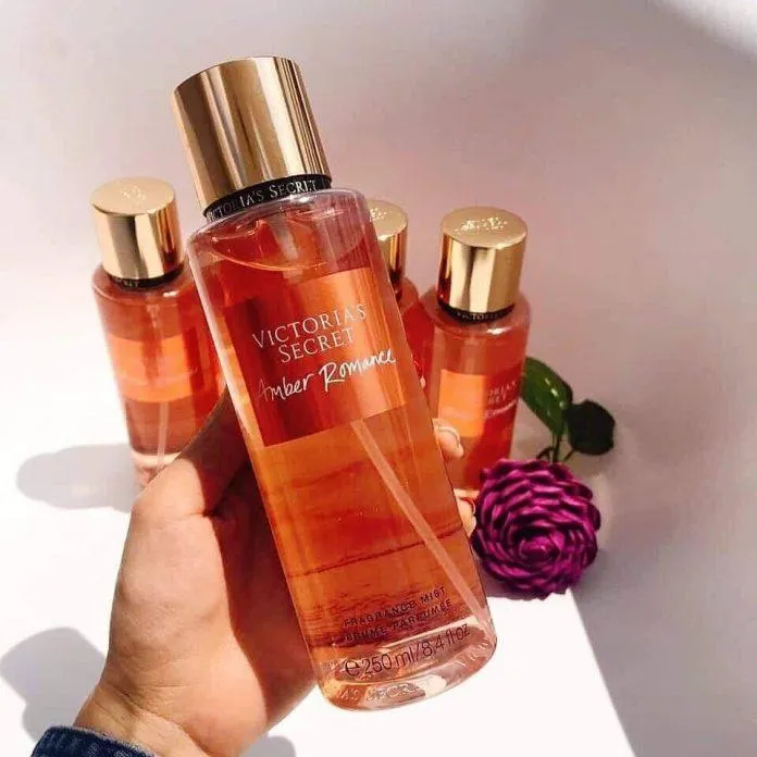 Victoria’s Secret Amber Romance là lựa chọn hoàn hảo cho quần áo (Nguồn: Internet)