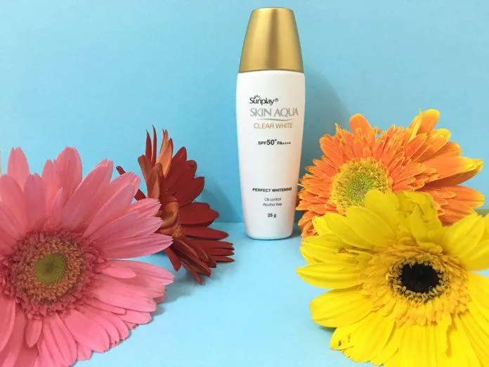 Kem chống nắng sunplay skinaqua clearwhite SPF 50/PA ++++