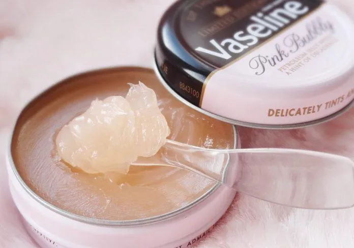 Các sản phẩm của Vaseline đều được sản xuất từ các thành phần chất lượng nhất cùng quy trình sản xuất tiên tiến (ảnh: internet)